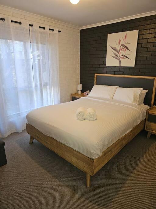 2 Beddy On Road! Batemans Bay
